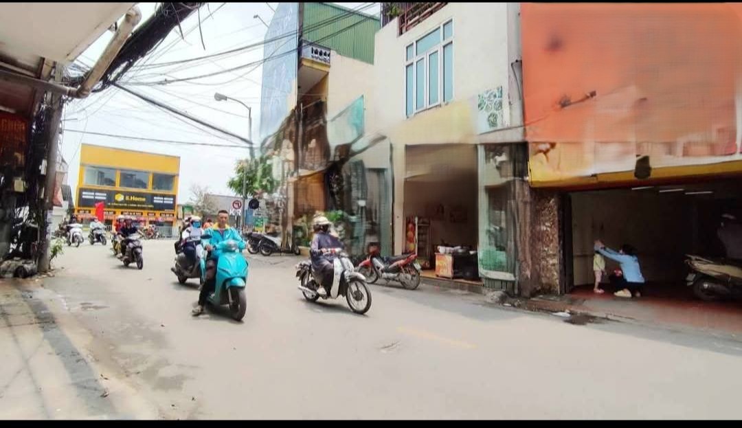 Cho thuê MBKD Mặt Phố Đại Từ 35m2 + gác xép KD sạch 9.5 Triệu - Ảnh chính